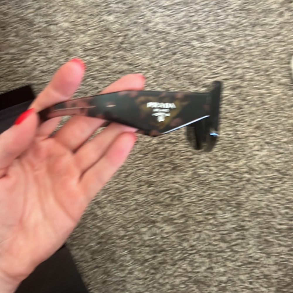 Prada Symbole sunglasses - Picture 4 of 7